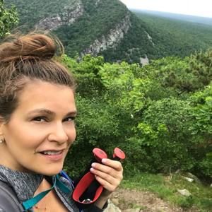 Meet your Posher, Teri